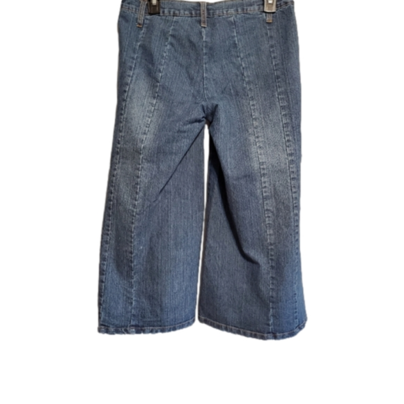 Destiny Loose Flare Cropped Jeans 7/8 - Picture 3 of 8